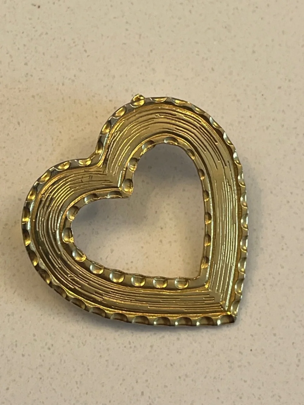 N/A gold tone